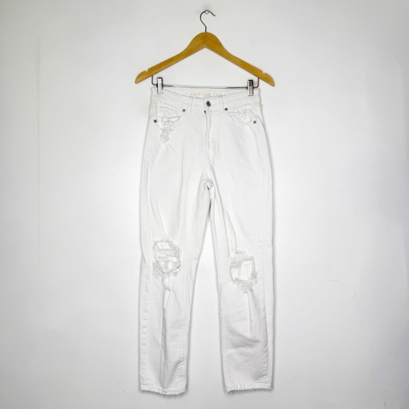 American Eagle White Mom Straight Distressed Women Jeans Size 4 Stretch - Picture 1 of 9